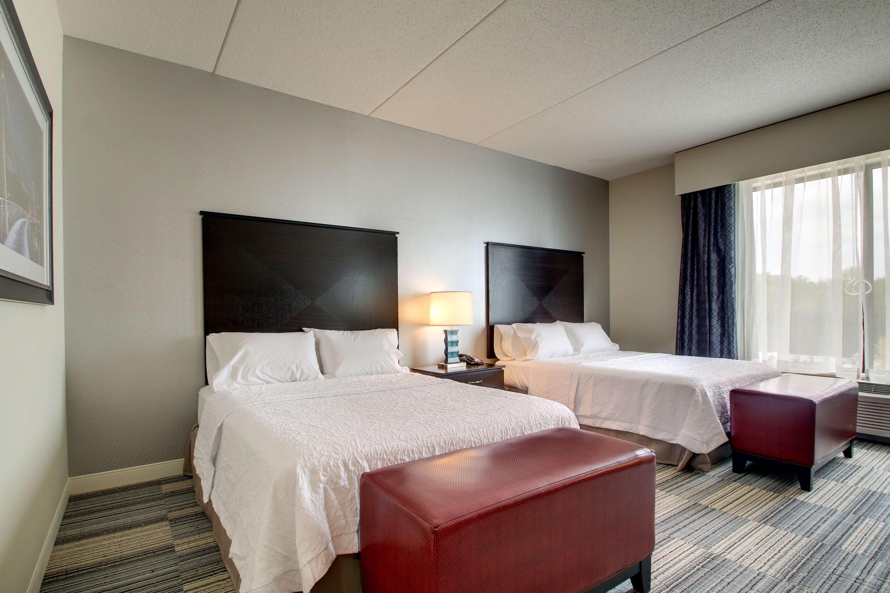 Hampton Inn & Suites Greenville Airport Екстер'єр фото