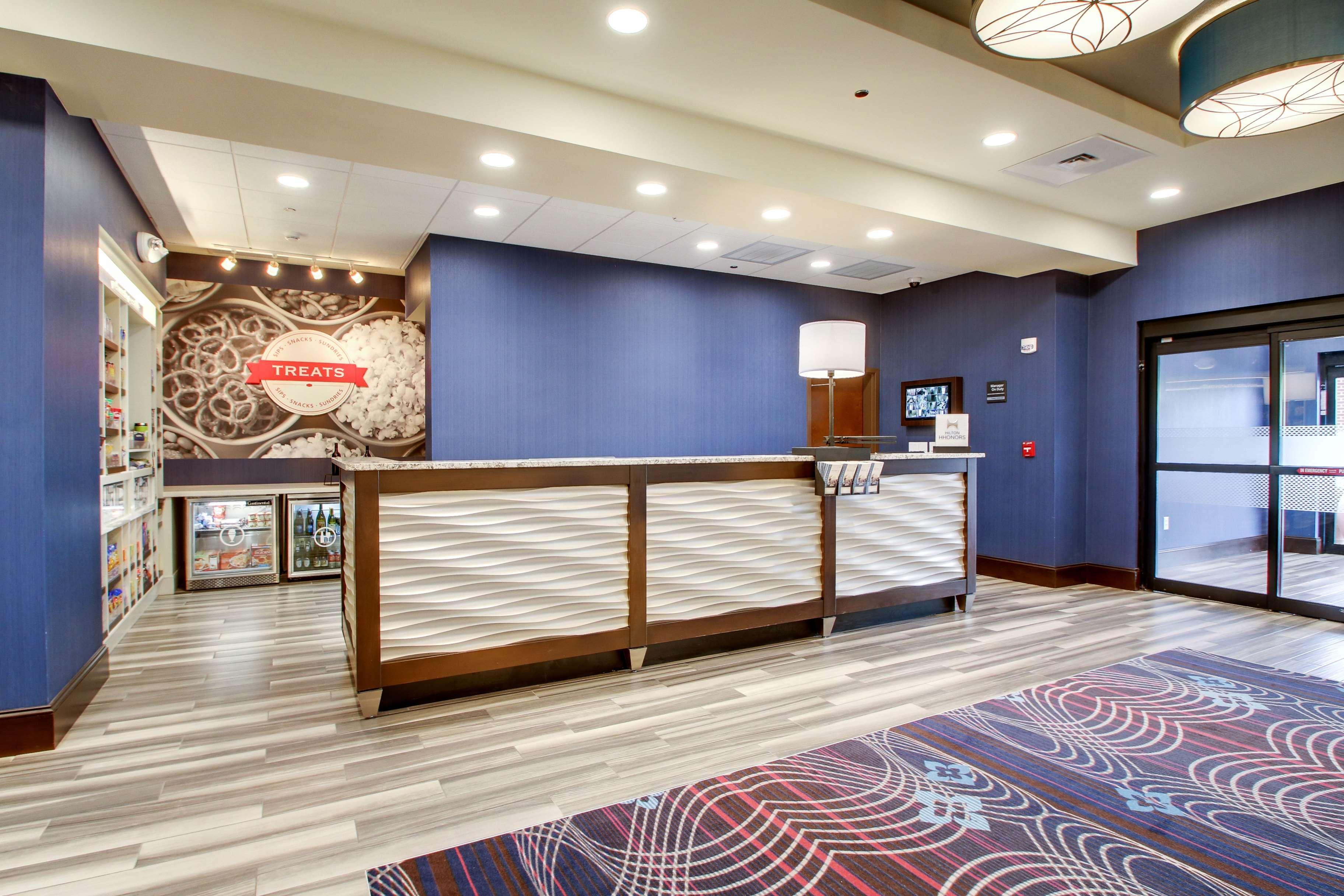 Hampton Inn & Suites Greenville Airport Екстер'єр фото