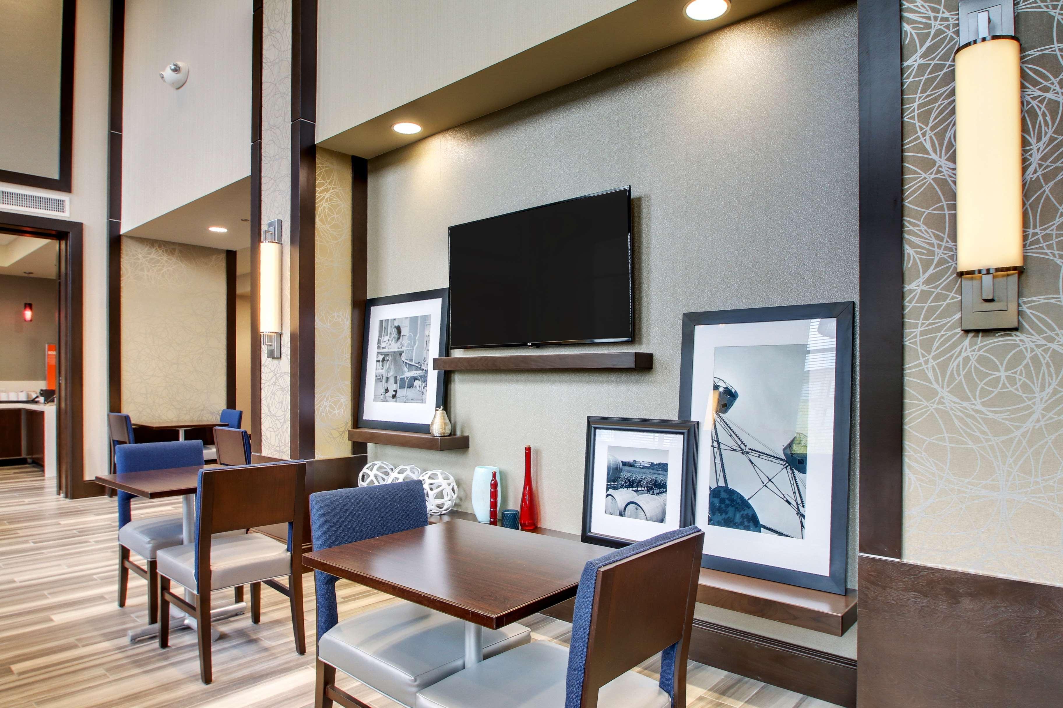 Hampton Inn & Suites Greenville Airport Екстер'єр фото
