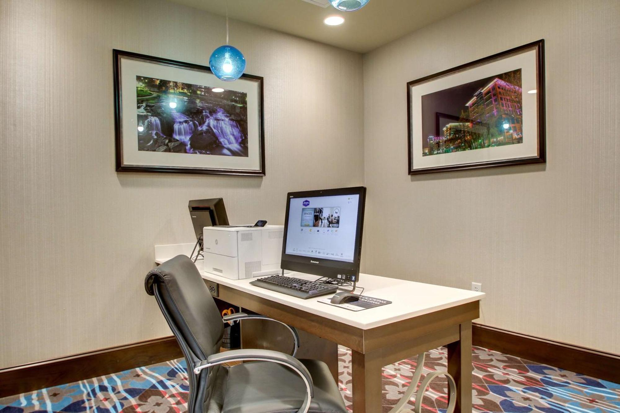 Hampton Inn & Suites Greenville Airport Екстер'єр фото